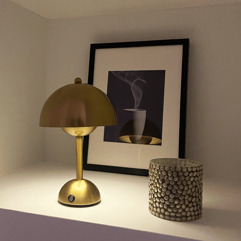 Bóveda Dome Cordless Table Lamp