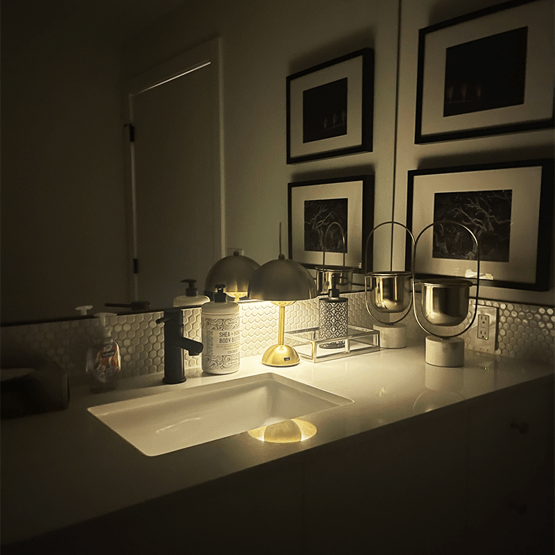 Bóveda Dome Cordless Table Lamp