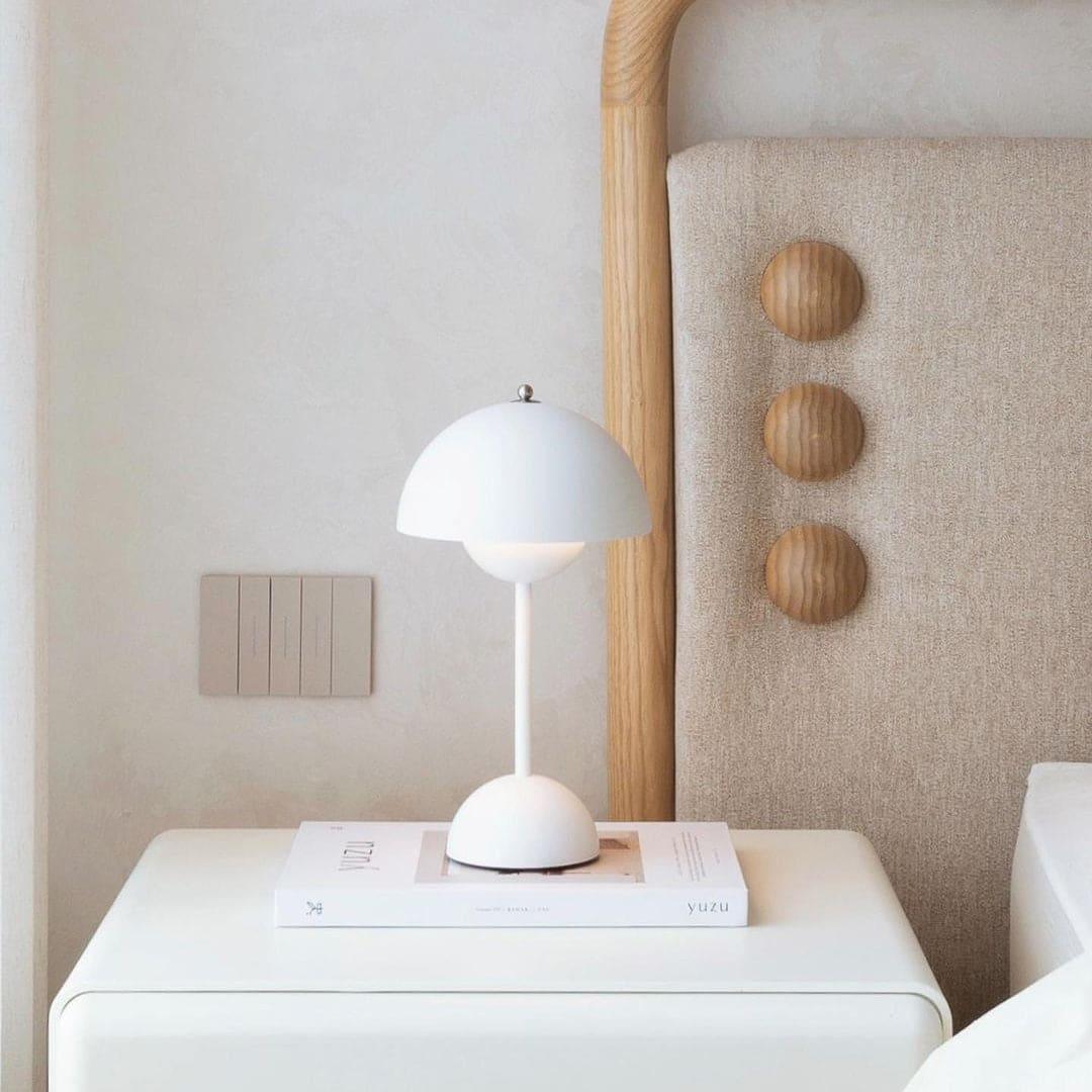 Capullo Portable Table Lamp - Warm White